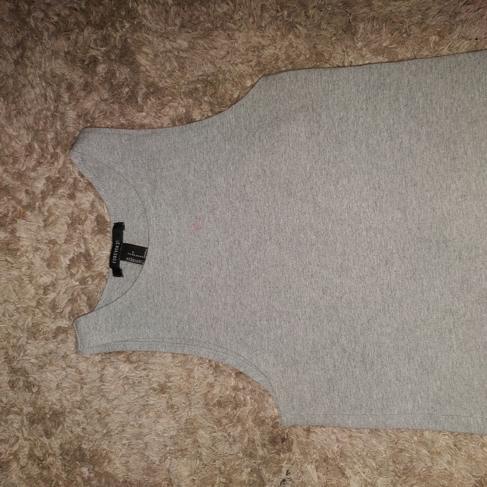 Gray crop top